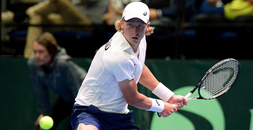 Emil Ruusuvuori började spela tennis när han var fem år gammal. Nu är han 21 år.