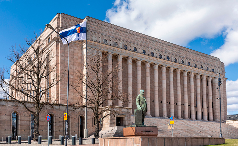 I Finland ordnas riksdagsval med fyra års mellanrum. Då väljer finländarna 200 riksdagsledamöter som representerar folket och fattar beslut.