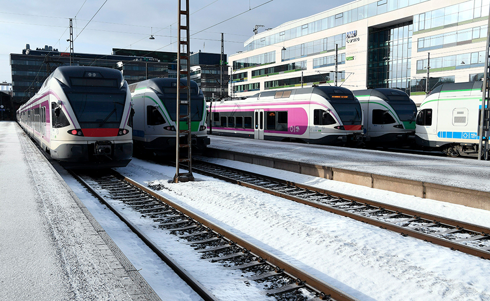 Inga tåg i Finland kör för att lokförarna strejkar.