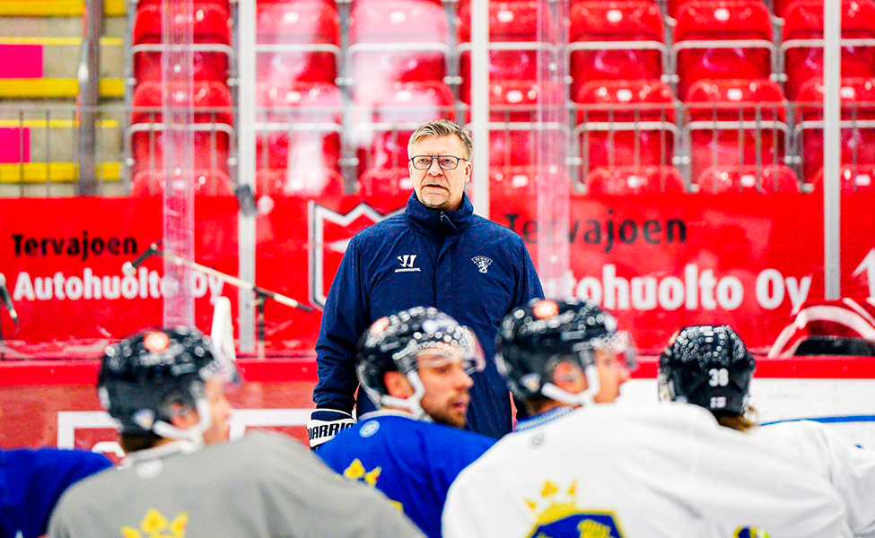 Jukka Jalonen är tränare för herrarnas landslag i ishockey.