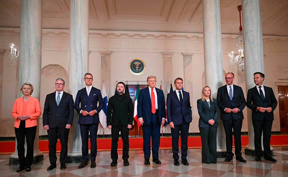 ledare på möte i Washington.