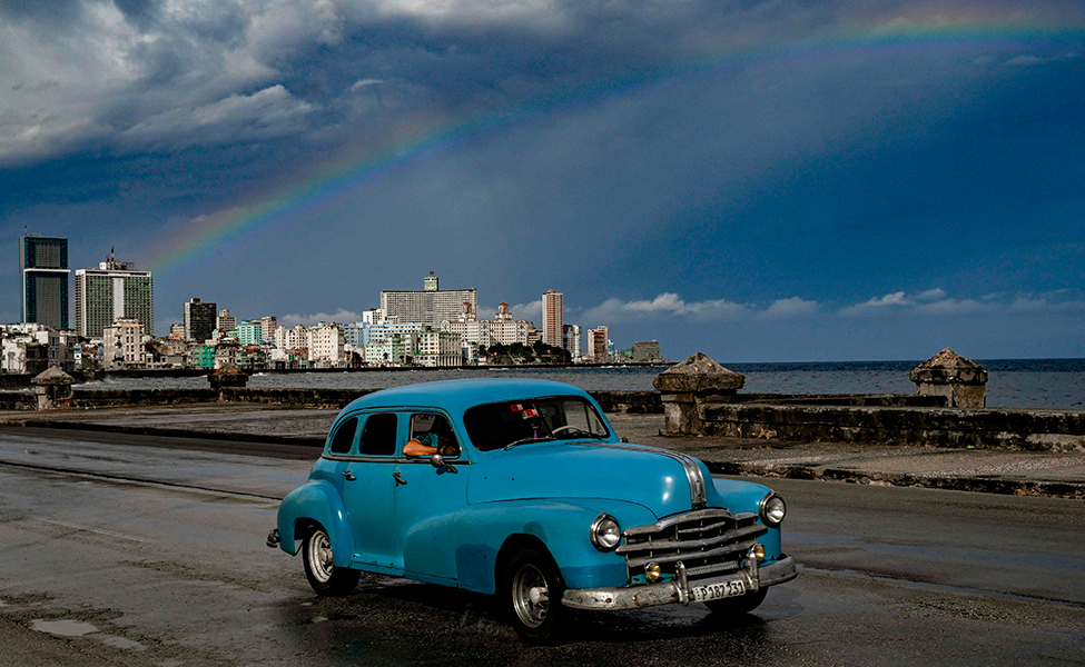 gammal bil på Kuba